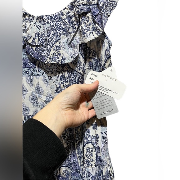 NWT! ANGIE Open Tie back Dress with Tiered Skirt and Ruffles, Size M - Picture 5 of 7